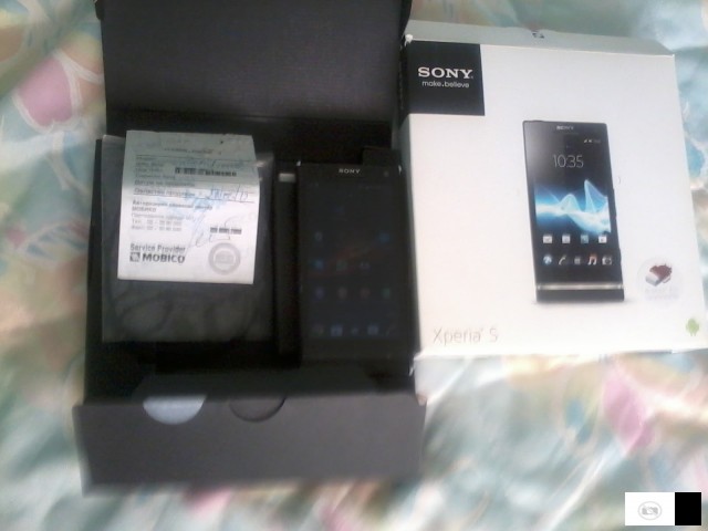 Sony xperia S garancija,full paket 